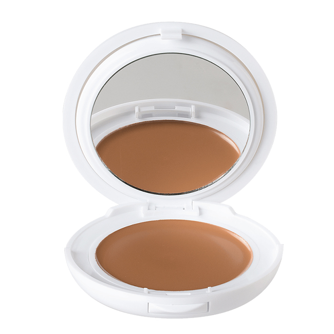 Compact foundation creams, comfort texture